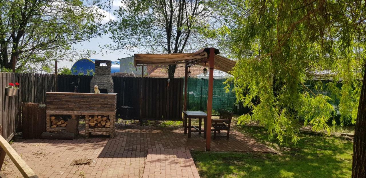 Casa Arcadia 1 Piscina,Jacuzzi, Sauna Buzau Bagian luar foto